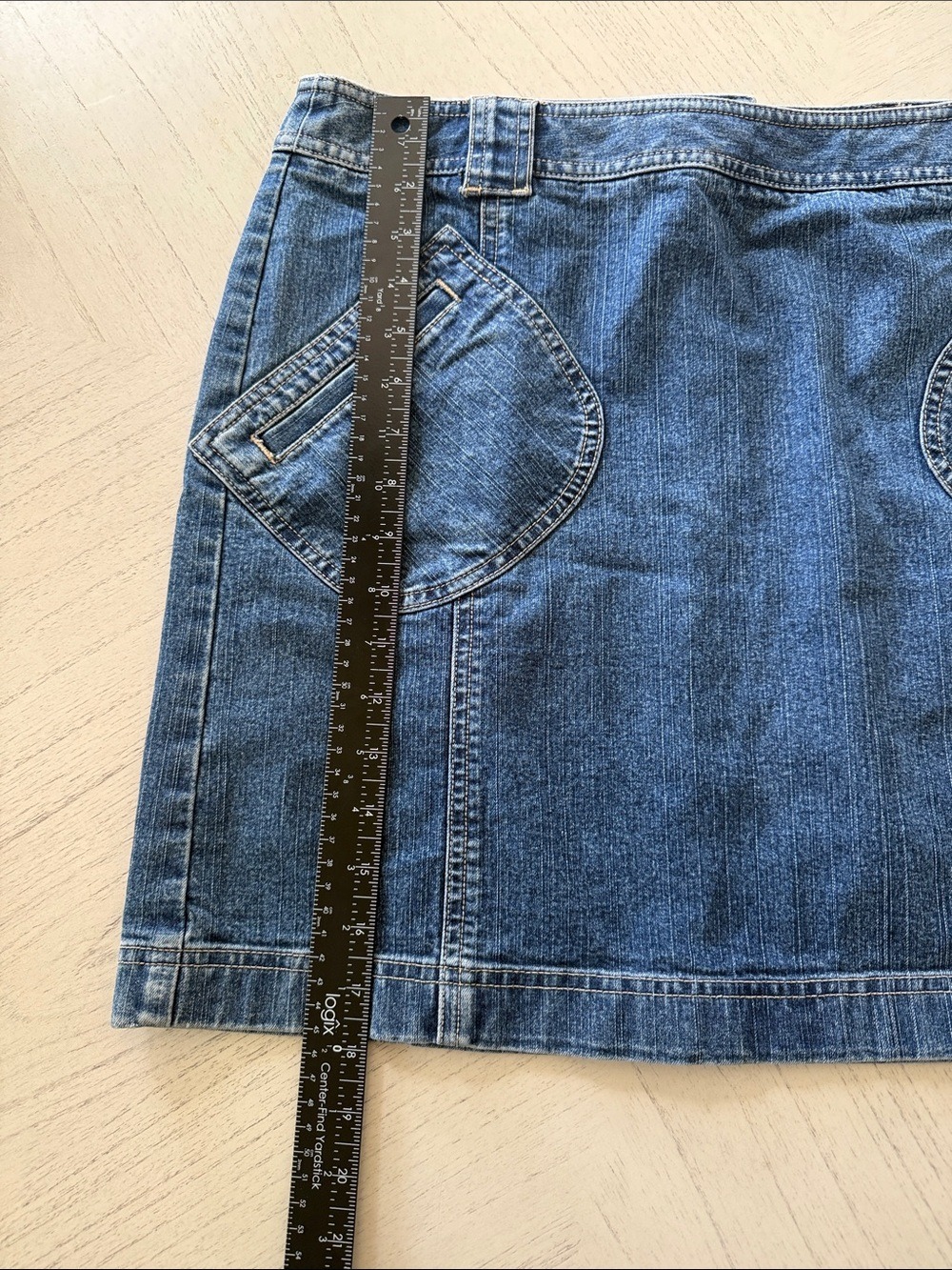 LOFT Dark Wash Denim Utility Mini Skirt - Size 12 - [PH1135] - Picture 2 of 6